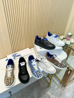 With mesh lining and checkered laces