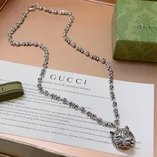 GucciThe latest Gucci necklace with a higher grade chain