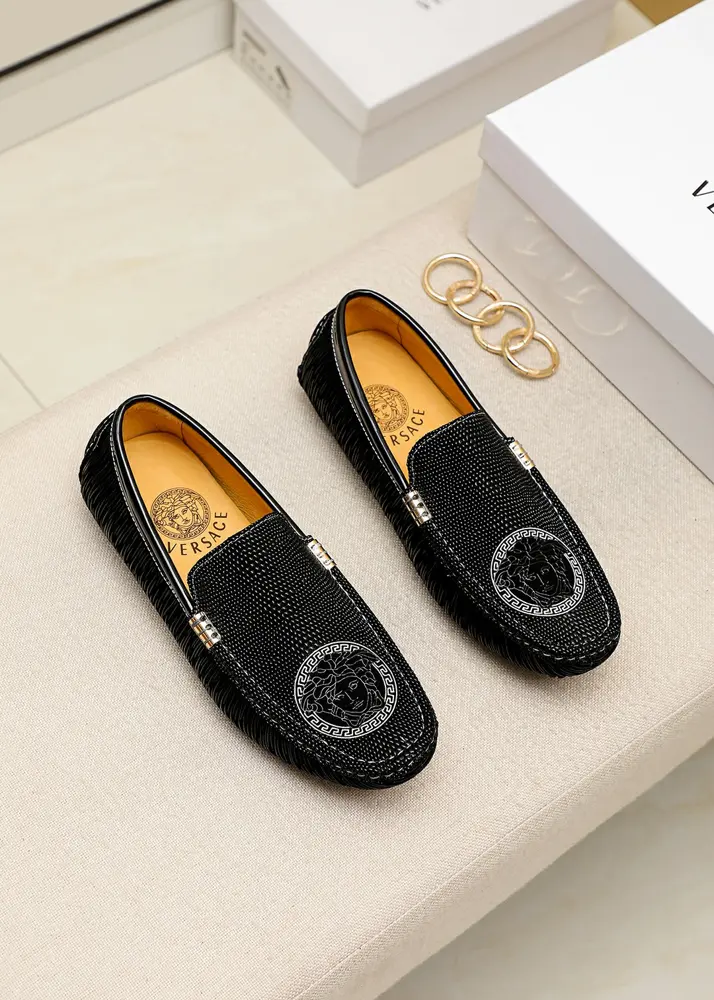 Versace men’s new style loafers are on the market
