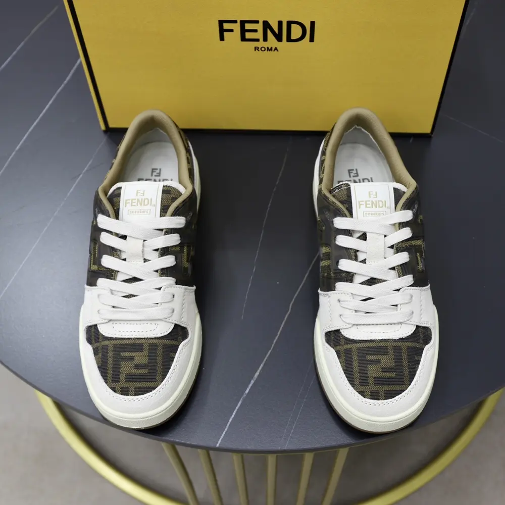 Fendi casual sneakers
