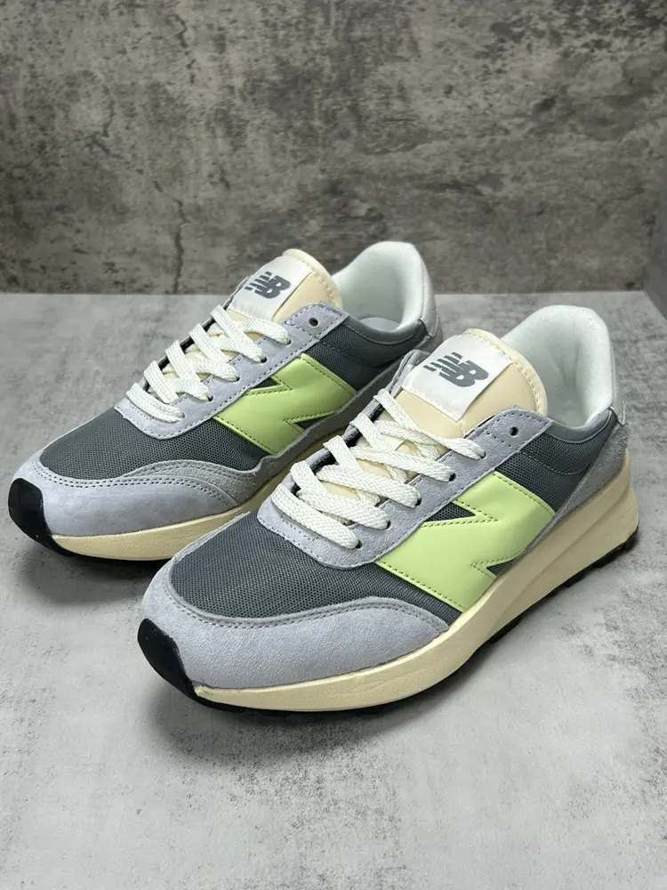 New Balance 370 casual and comfortable low-top running shoes