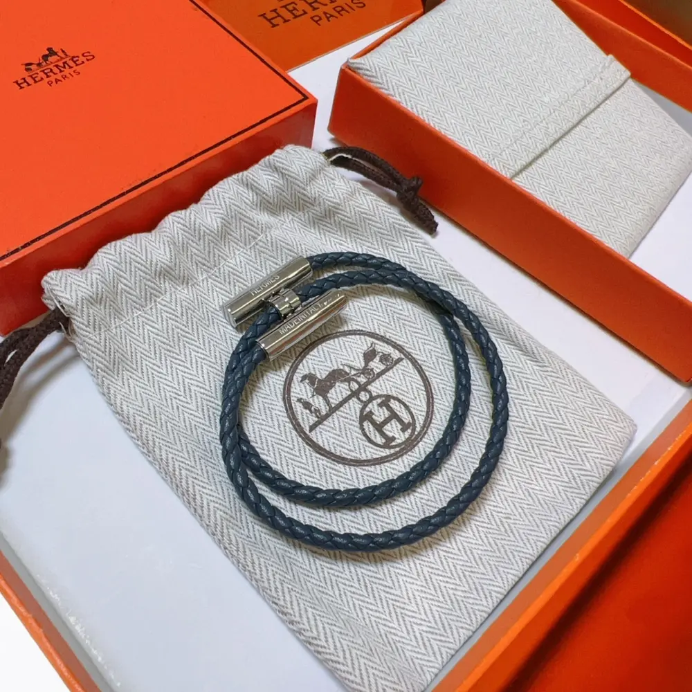 New Hermes bracelet braided bracelet thickened platinum version. High-end precision version