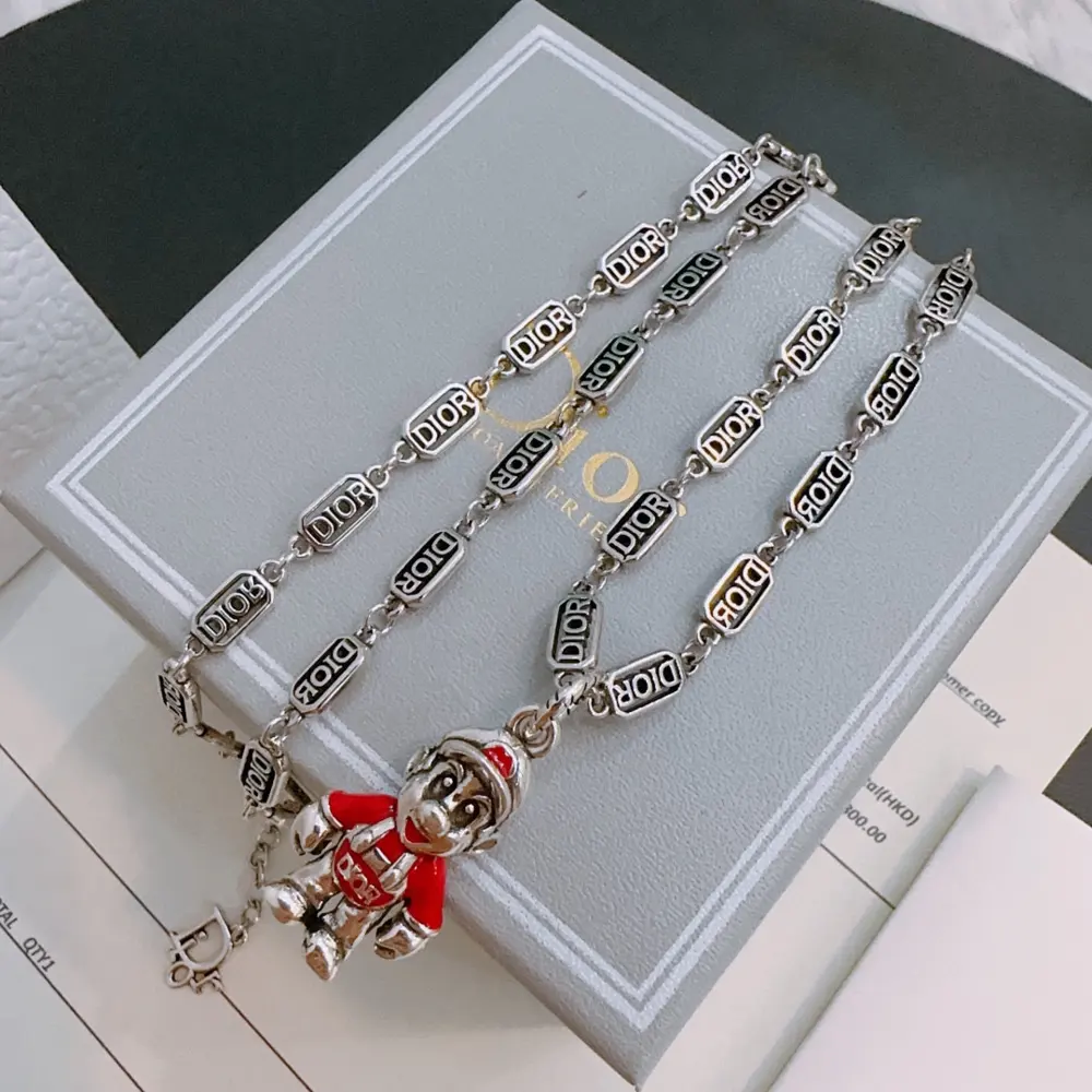 DIOR New Dior necklace Original goods New counter model Retro fashion essentials Can be
