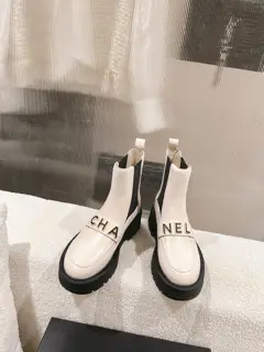 Chanel thick-soled letter logo short boots