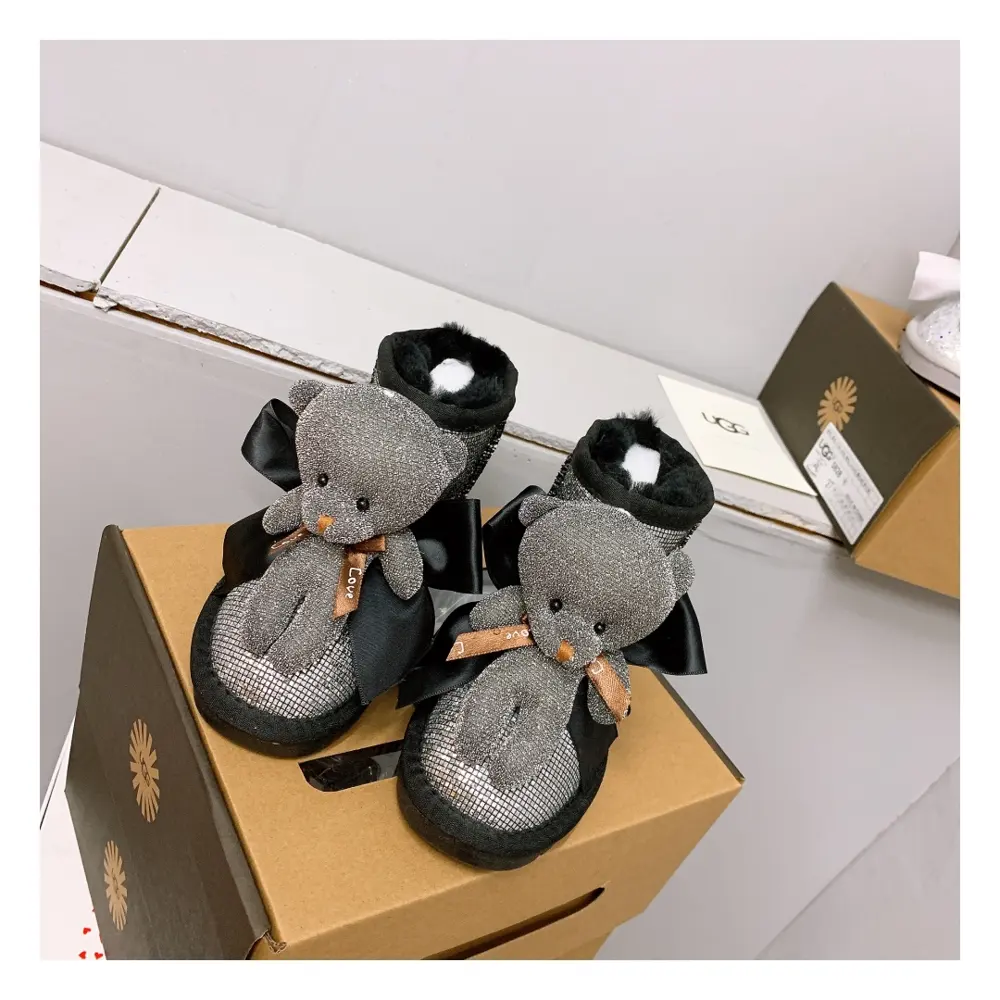 UGG children’s dream bear
