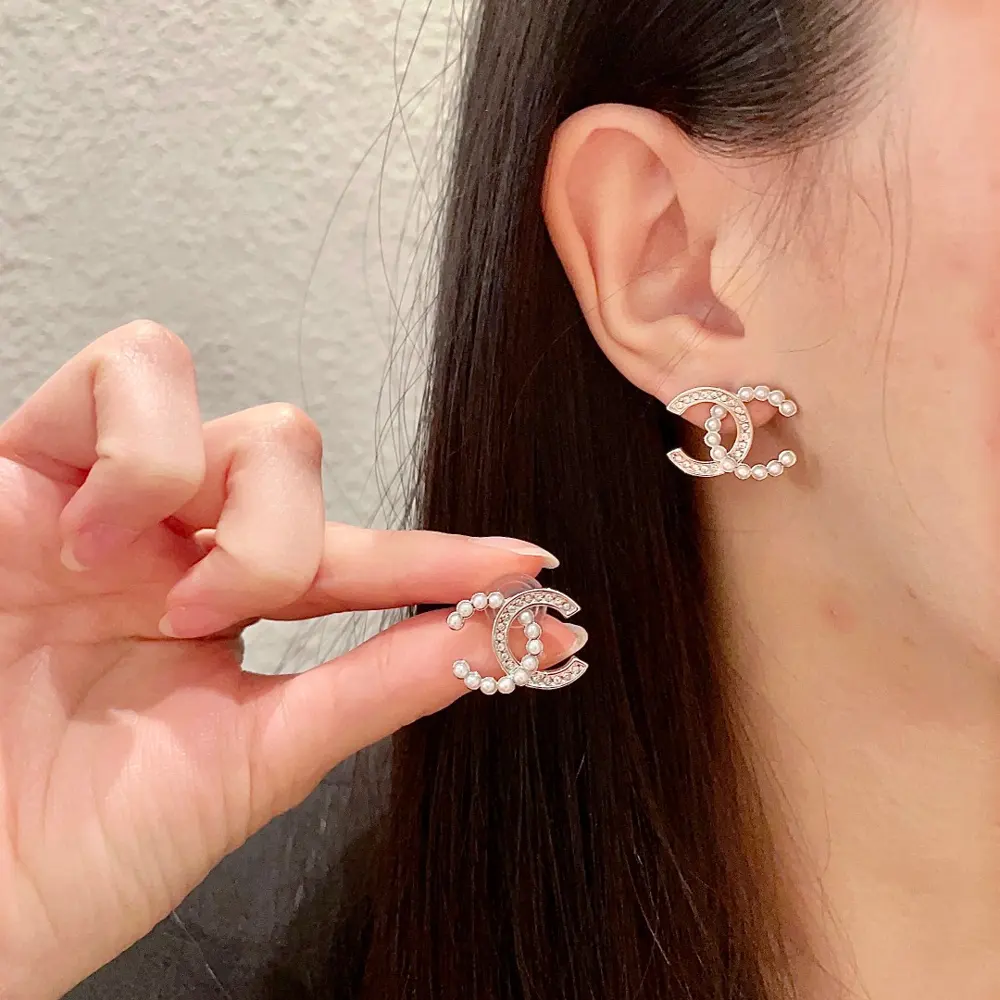 Second-hand Chanel earrings
