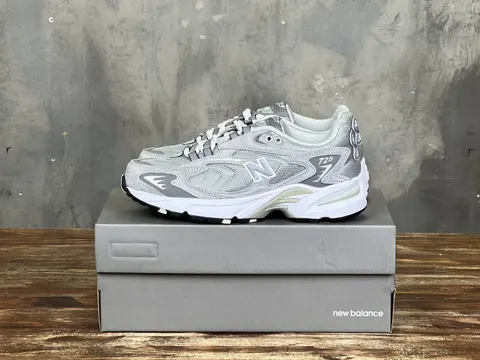 New Balance NB 725 breathable new running shoes