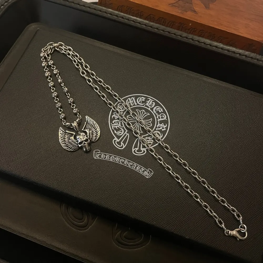 Chrome Hearts classic retro twist necklace skull pendant concave and convex shapes with
