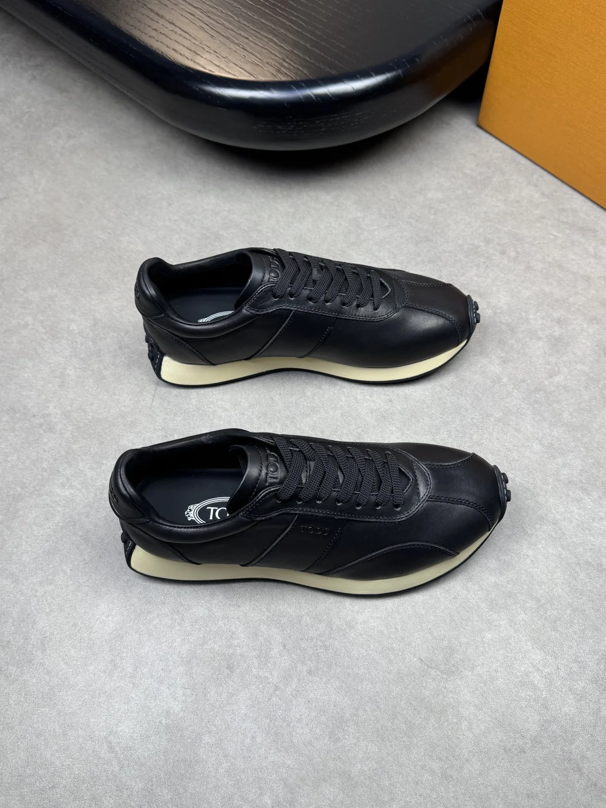 Tods casual sports shoes