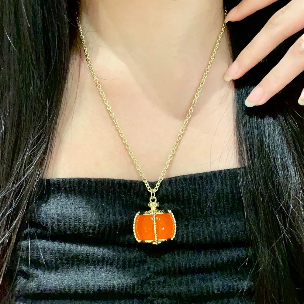 Chanel vintage necklace