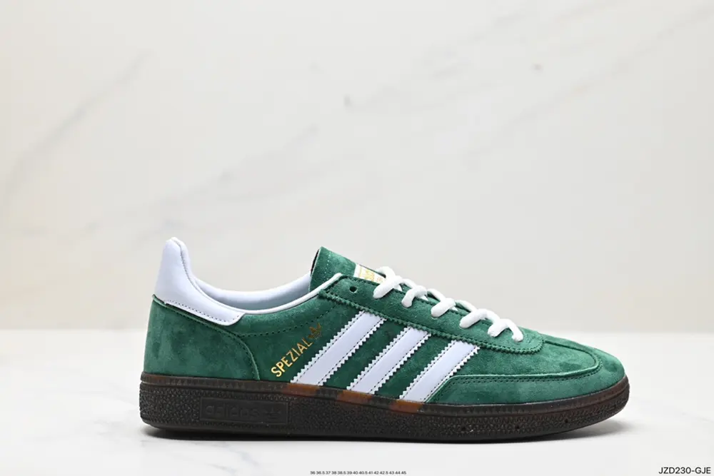 Adidas Using solid color pig leather combined with cow split leather upper IF8914
