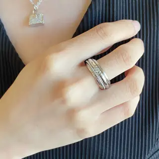 PIAGET three-row half-diamond rotating ring