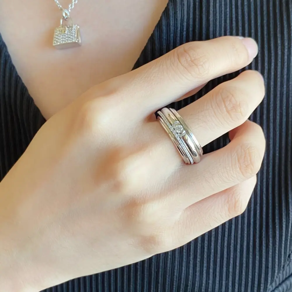 PIAGET three-row half-diamond rotating ring