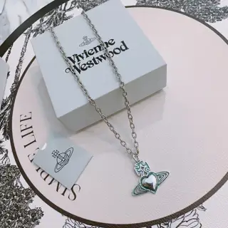 Vivienne Westwood Classic Large Saturn Necklace