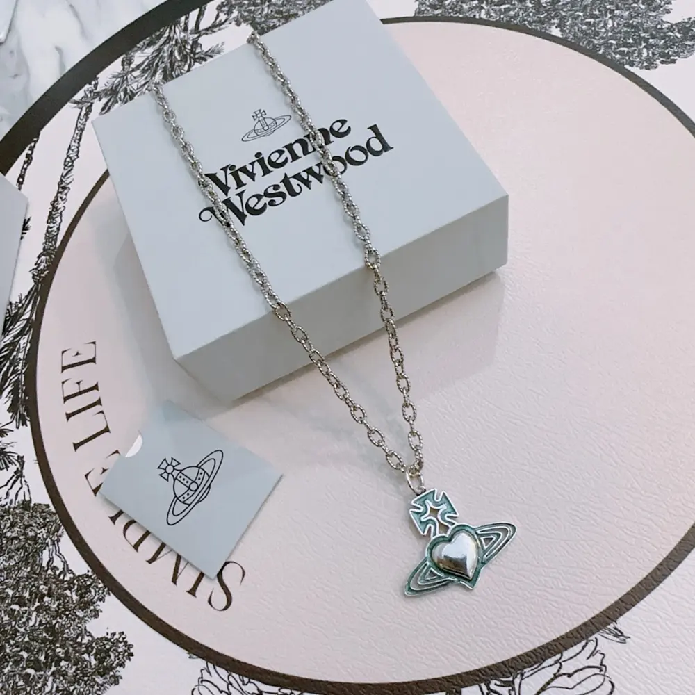 Vivienne Westwood Classic Large Saturn Necklace