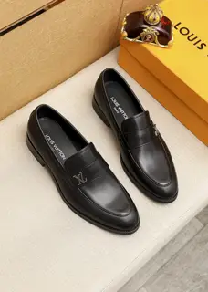 Louis Vuitton casual leather shoes