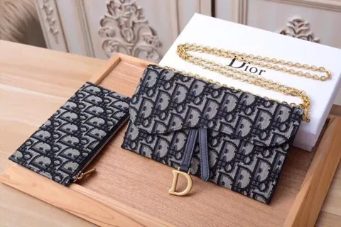 Dior Overseas