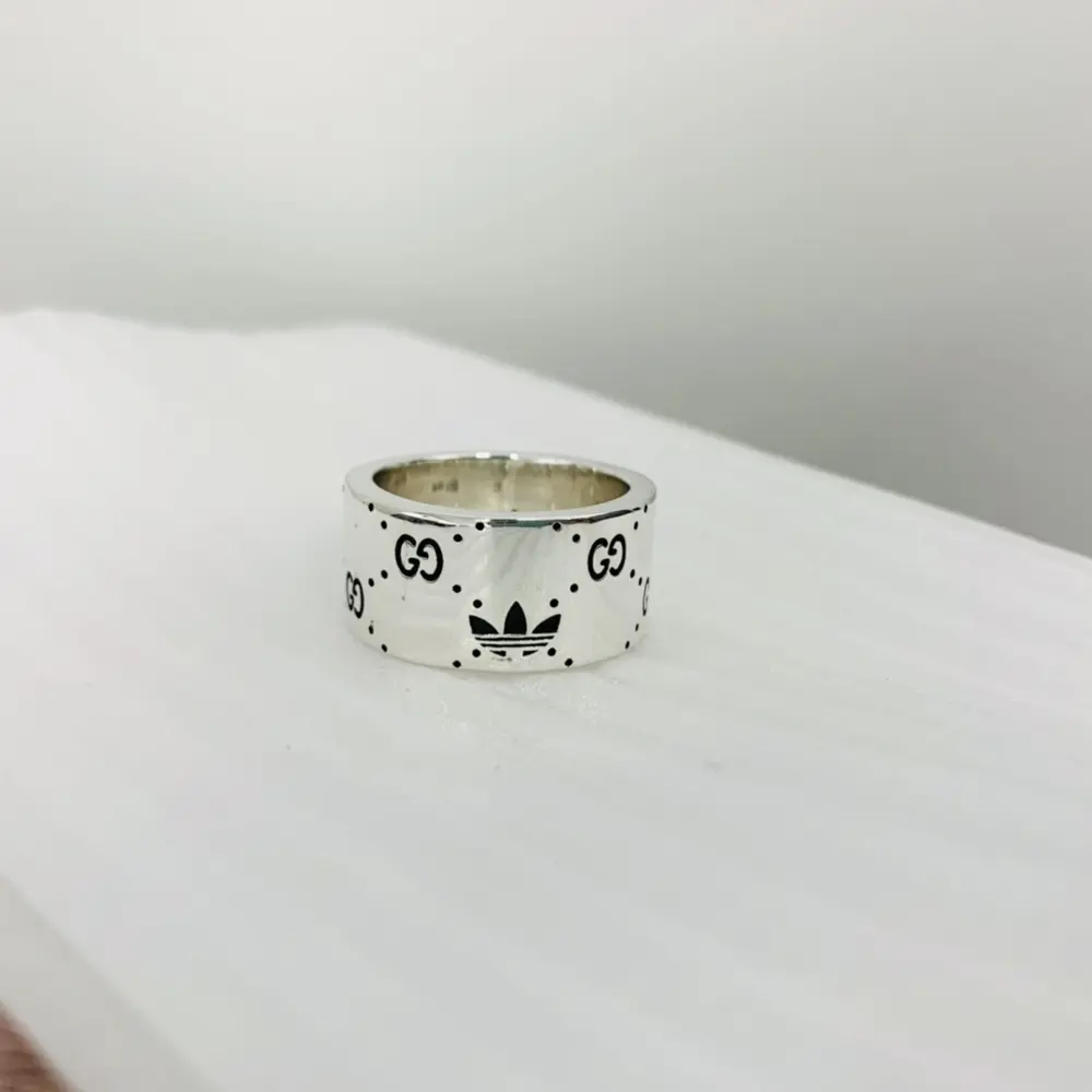 Gucci Clover co-branded ring