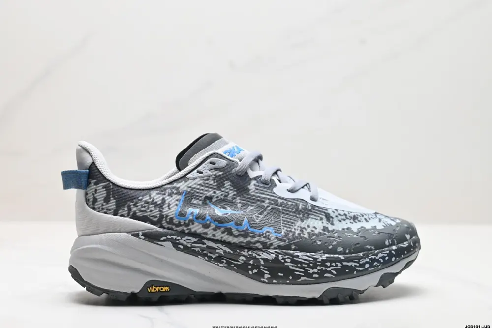 The HOKA brand comes from the Maori language of New Zealand. HOKA means earth 1147791