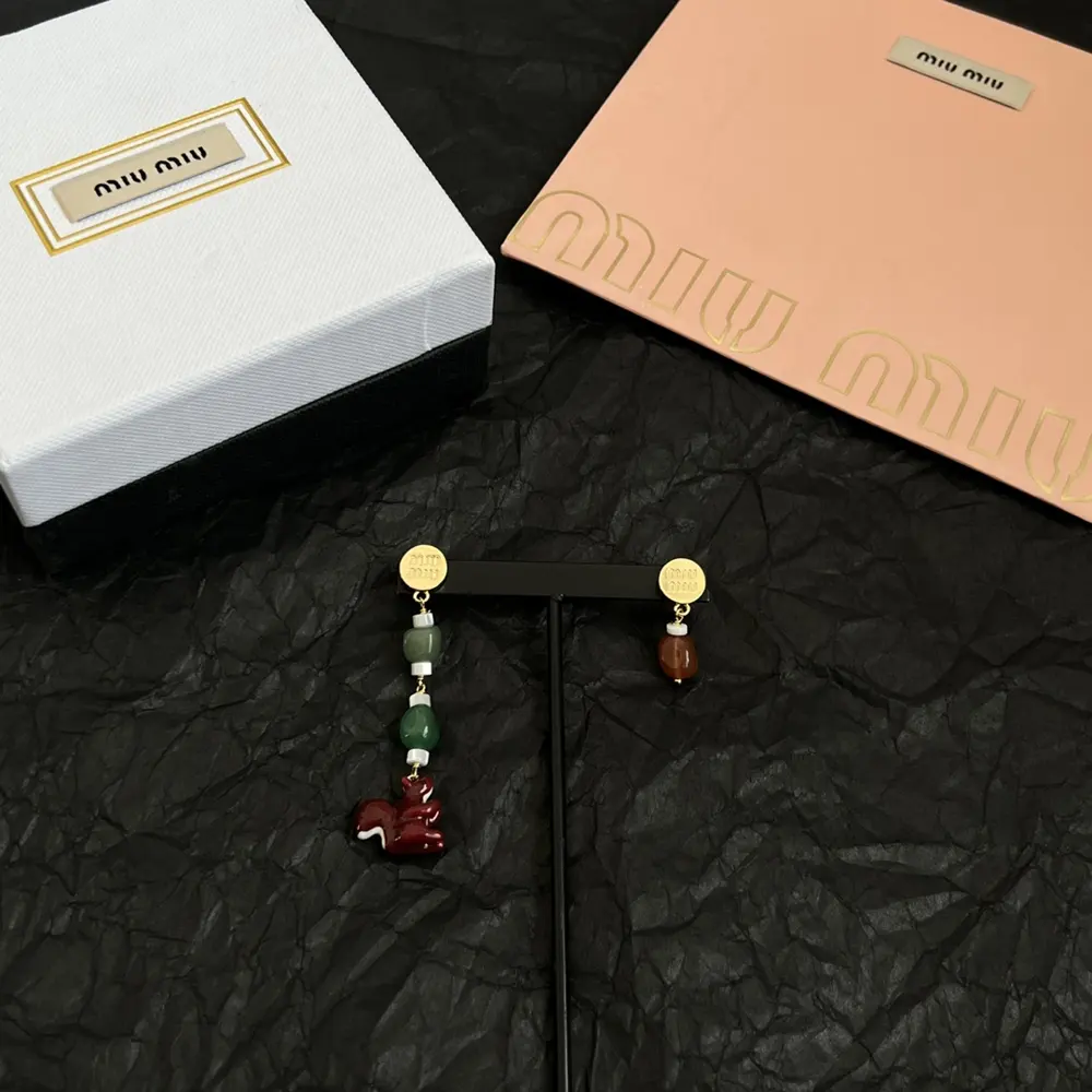 miumiuA/B earrings