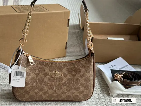 COACH Crossbody