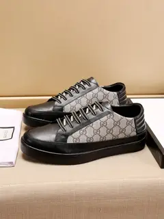 Gucci men’s low-top sneakers