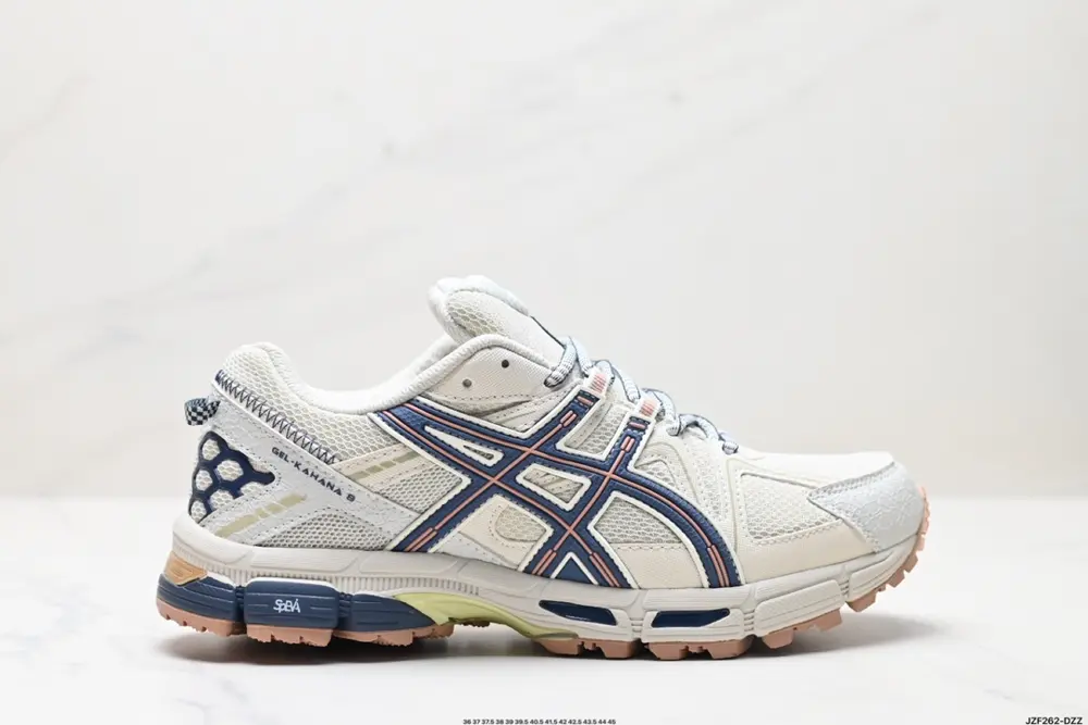Asics Gel-Kahana 8 Asics classic outdoor running shoes. Functional and outdoor styles are 1013A137-400