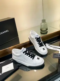 Chanel full leather panda color white shoes casual sports shoes skateboard shoes