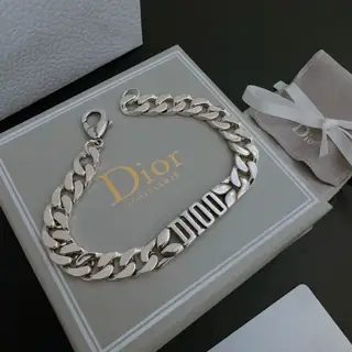 DIOR New Dior necklace Original goods New counter model Retro fashion must-have Men and