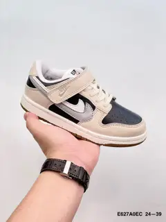 Nike SB Dunk Low SB Dunk Series Retro Leisure Sports Skateboard Shoes. Soft and comfortable
