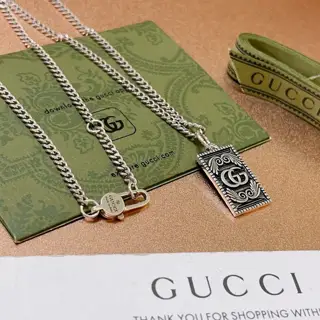The latest Gucci necklace with a higher-end chain