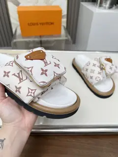 Louis Vuitton Spring and Summer New Slippers