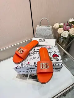 Dolce & Gabbana slippers
