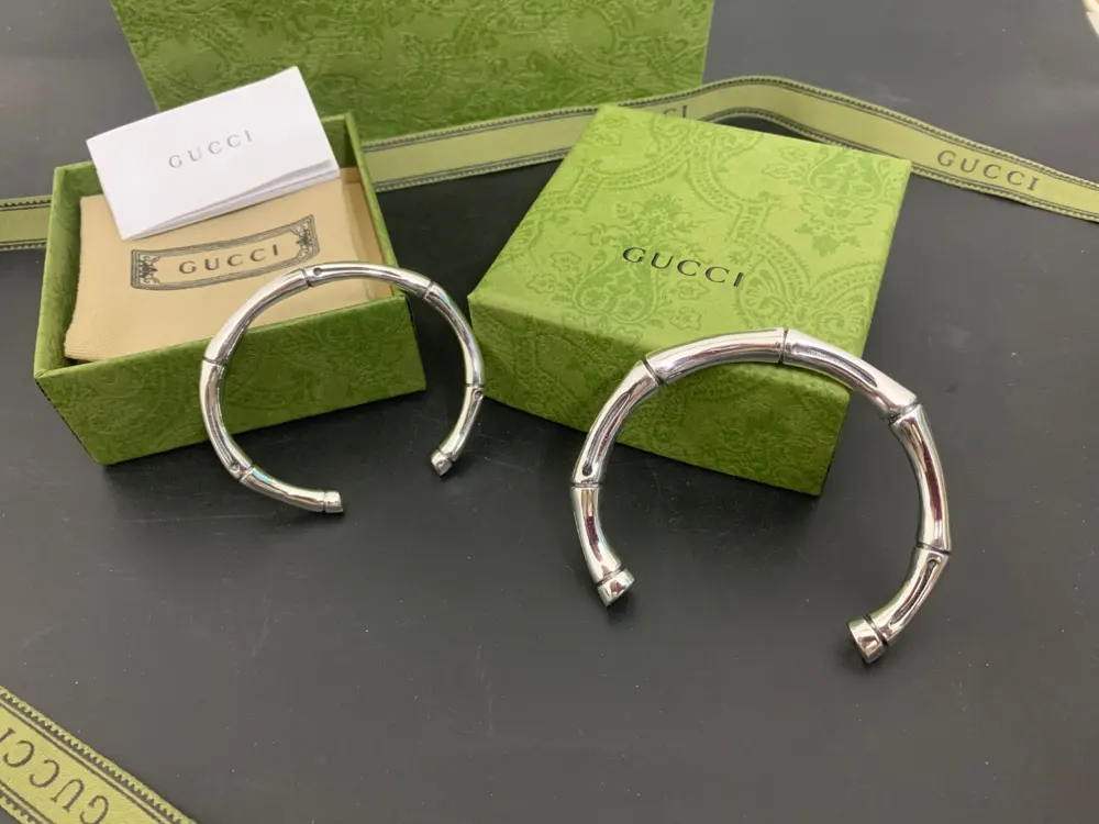 Gucci bamboo solid open-end couple bracelet for men and women