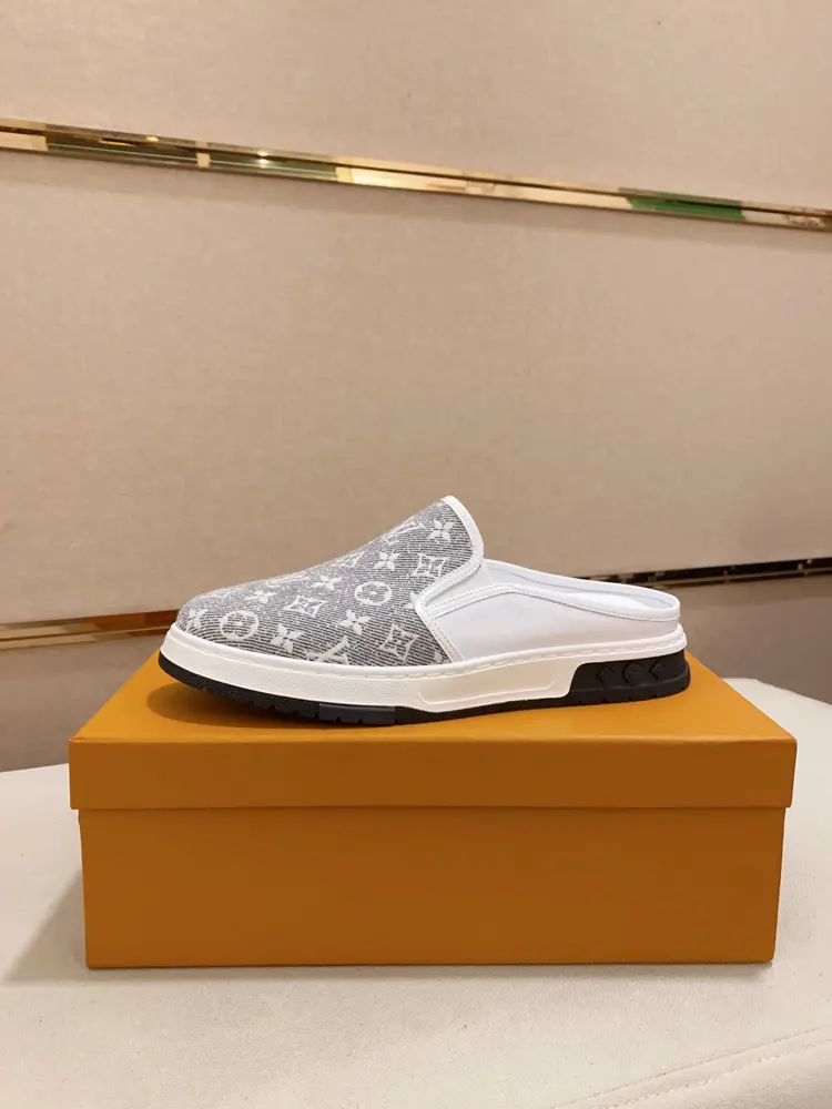 Louis Vuitton casual half slippers