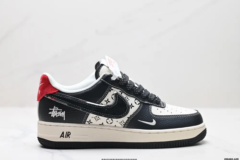 NIKE AIR FORCE 1’07 Sneakers XZ6188-339