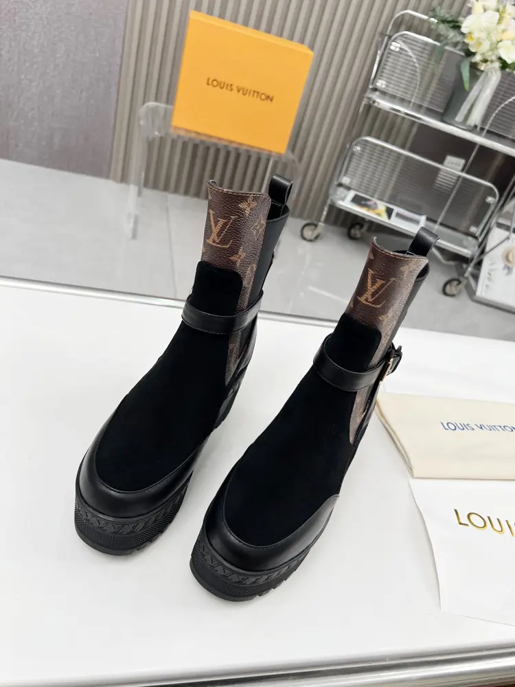 Louis Vuitton new catwalk high-end custom Martin boots