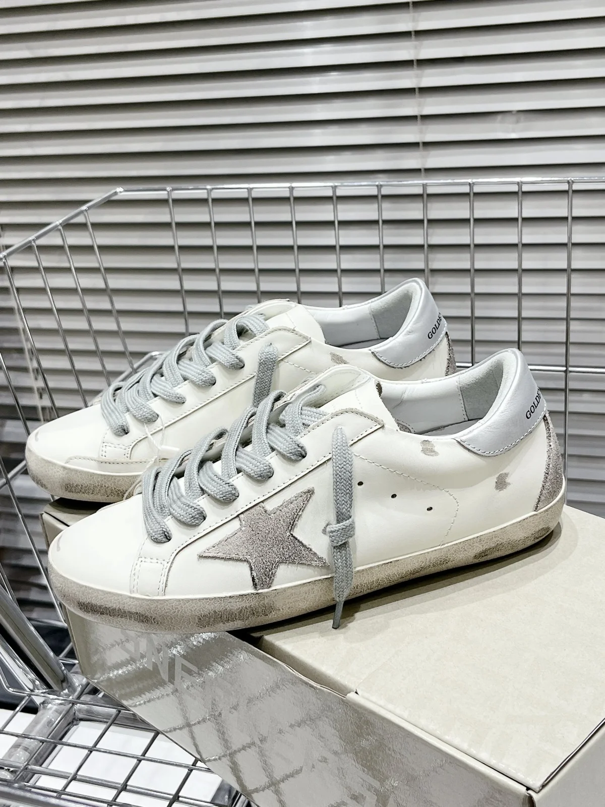 Golden Goose Deluxe Brand Shoes