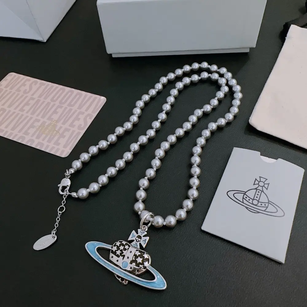 Vivienne Westwood Classic Large Saturn Necklace