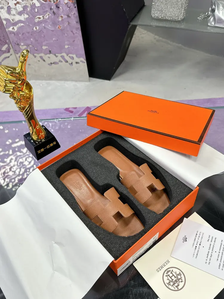 Hermès H slippers