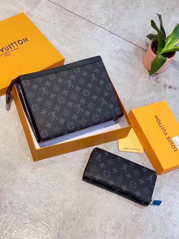 Louis Vuitton Clutch