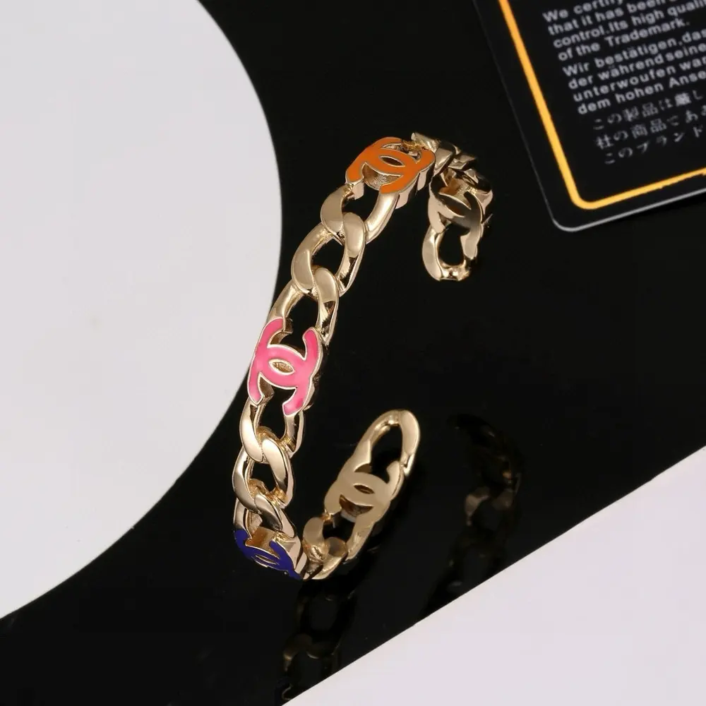 Chanel oil-drop colored bracelet