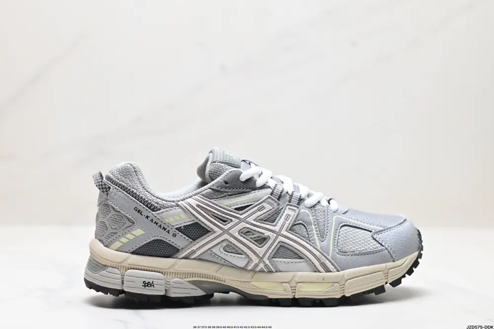 Asics Gel-Kahana 8 FL Asics classic outdoor running shoes. The functional and outdoor styles 1012A978-002
