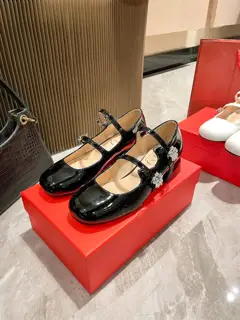 Roger Vivier new RV women’s shoes single shoes high heels Mary Jane very low-key single