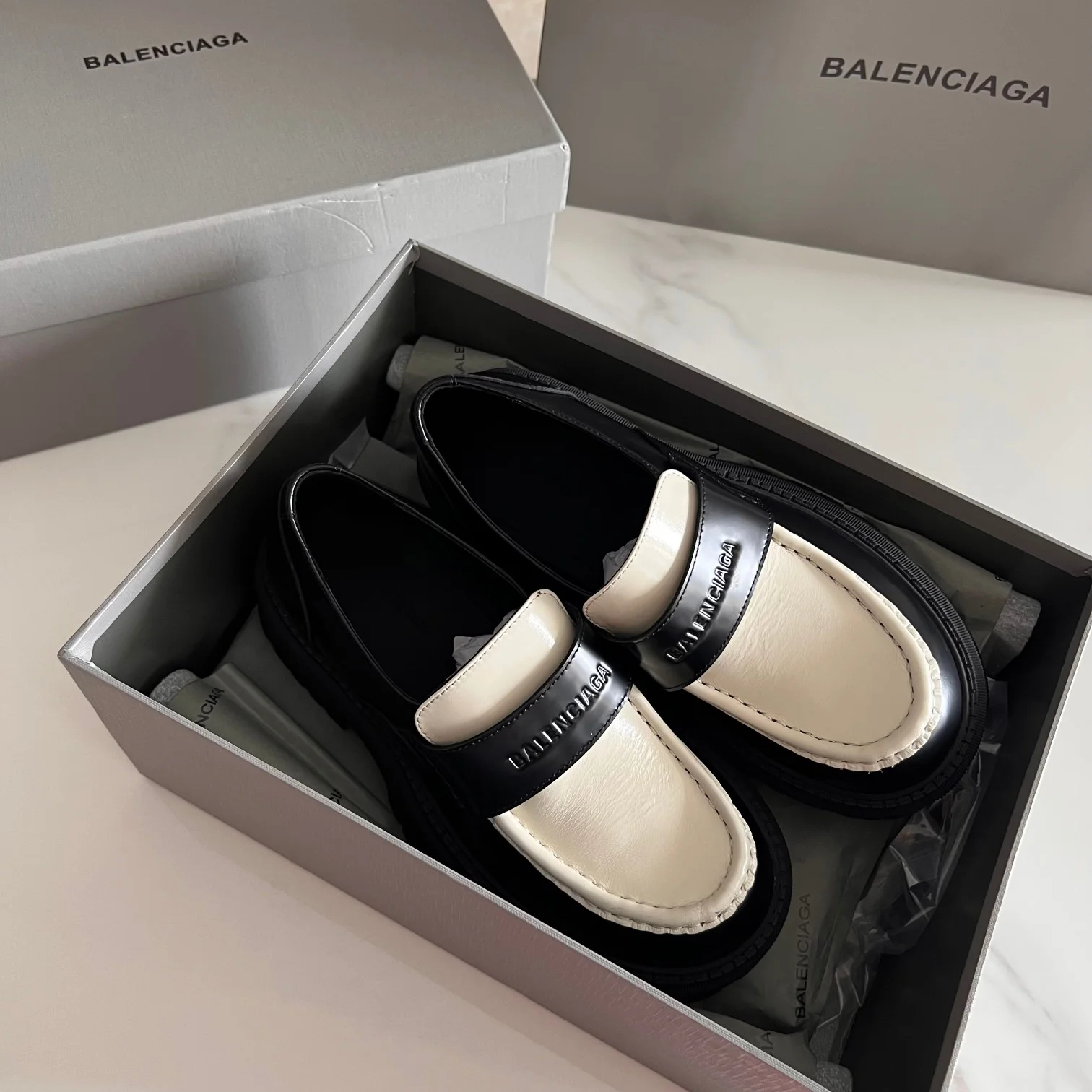 Balenciaga TRACTOR big head derby loafers