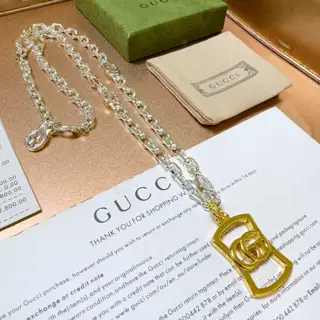 GucciThe latest Gucci necklace with a higher grade chain