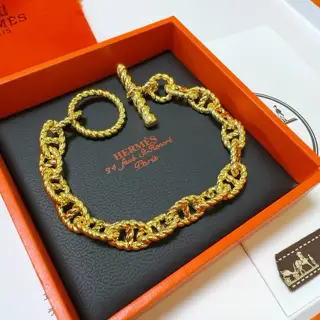 New Hermès bracelet thickened gold version. High-end precision version