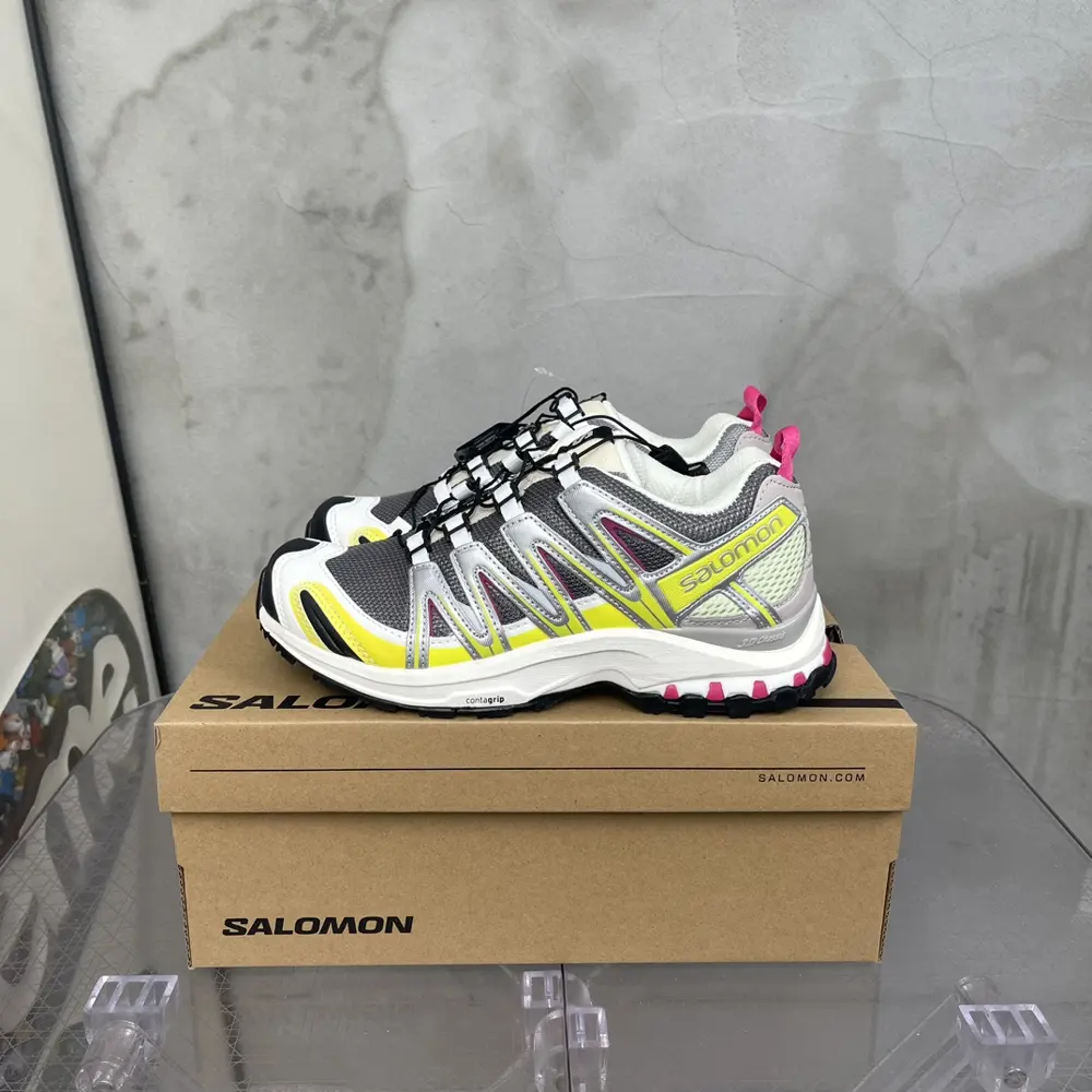 Salomon sports shoes