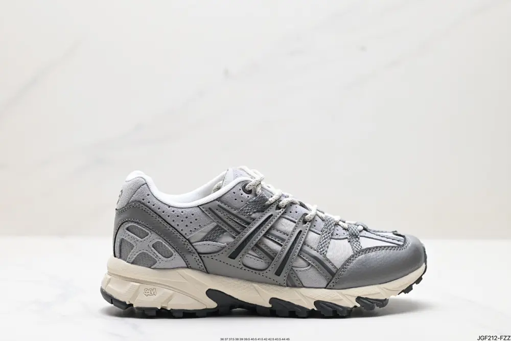 ASICS breathable mesh upper with some synthetic leather material uses the new AHAR+ rubber 1202A275-021