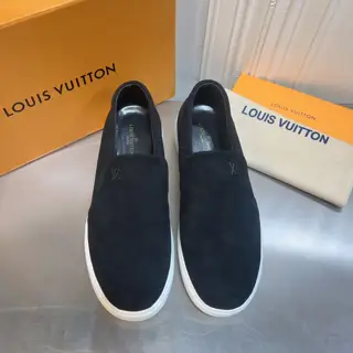 Louis Vuitton casual fashion men’s shoes